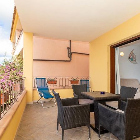Appartamento Con Piscina 03 Trinità dʼAgultu Exteriér fotografie
