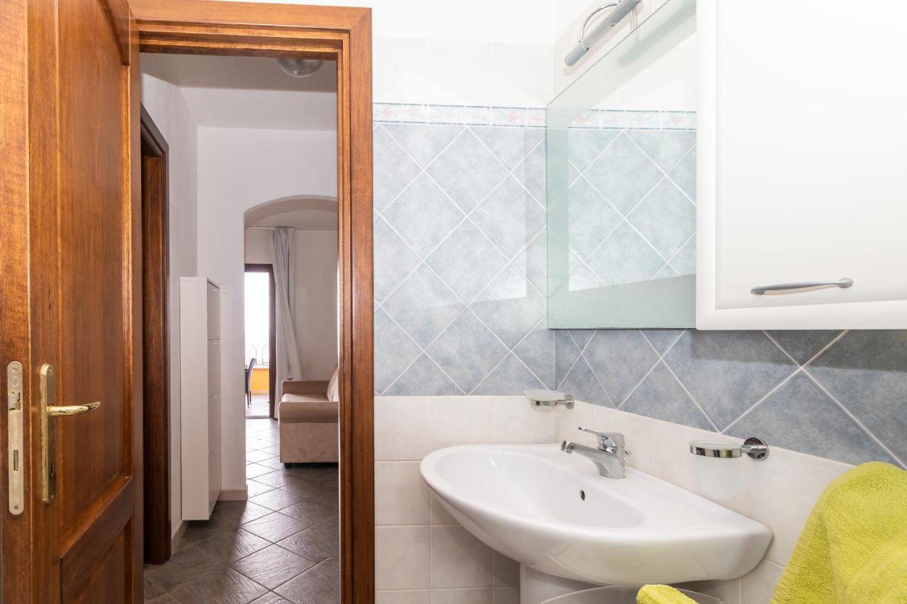 Appartamento Con Piscina 03 Trinità dʼAgultu Exteriér fotografie